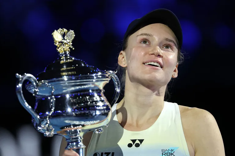 Elena Rybakina Stuns the Tennis World: 1 Fearless Masterclass Topples Aryna Sabalenka to Claim Australian Open Glory