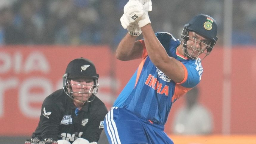 India vs New Zealand Thriller: 4 Explosive Moments Shake the 4th T20 as Harshit Rana, Ravi Bishnoi Dig In After Shivam Dube’s Heartbreaking Exit